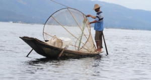 la-cip-desarrolla-una-metodologia-centrada-en-las-personas-para-supervisar-las-politicas-de-pesca-artesanal